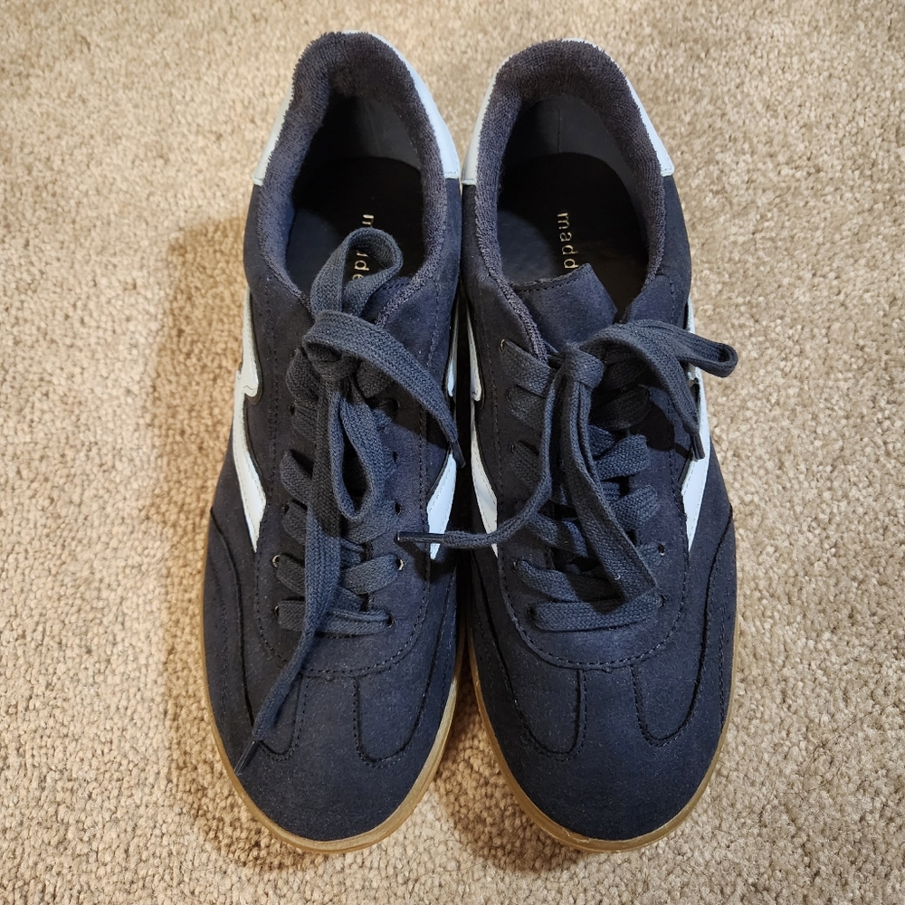 Madden Girl Giia Navy Sneaker Gum Sole 8 - Picture 5 of 7
